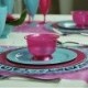 Association d'assiette turquoise 19 cm et assiette rose magenta